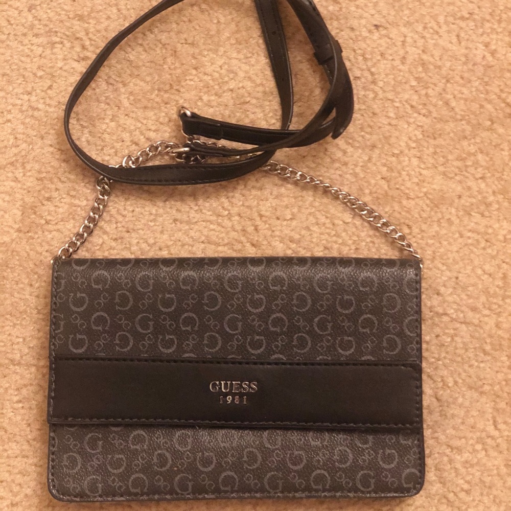 Guess shoulder bag
